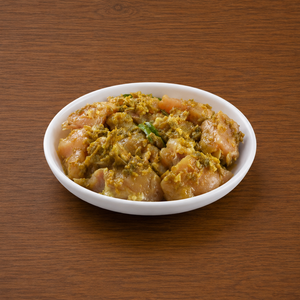 Andhra Spicy Green Chilli Chicken (300g Pack)