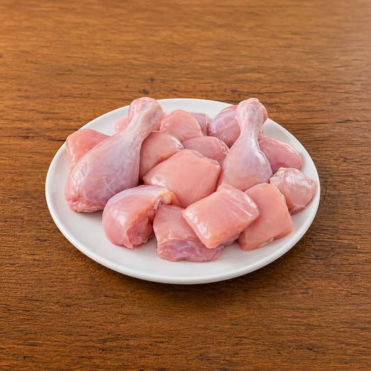 Premium Chicken - 1 Full Chicken Curry Cut (Skinless)