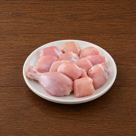 Premium Tender and Antibiotic-residue-free Chicken - Curry Cut (Skinless) (450g Pack)